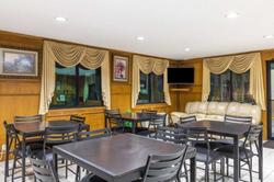 Scottish Inns Suites