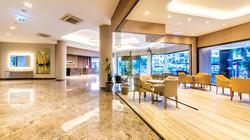 Ada Julian Hotel