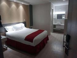 Travelodge by Wyndham Orlando International Drive