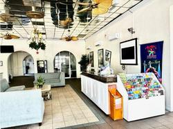 Monumental Movieland Hotel