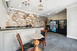 French Market Inn