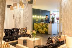 Hotel Glasgow Monceau by Patrick Hayat