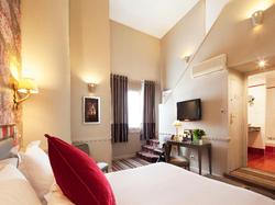 Hotel Des Comedies
