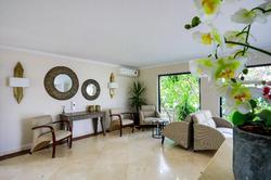 Moonshine Hotel and Suites