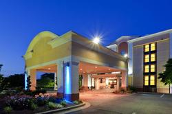 Holiday Inn Express Washington DC East-Andrews AFB