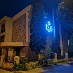 Iris Otel