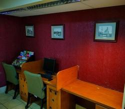 Knights Inn & Suites Near University of Richmond