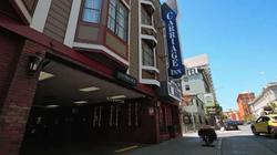 Hotel Fiona