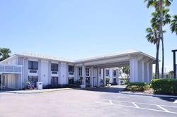 Clarion Inn & Suites Across from Universal Orlando