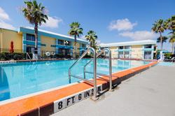 Garnet Inn & Suites