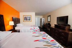 Garnet Inn & Suites