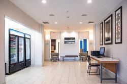 Holiday Inn Express Hotel & Suites Chester-Monroe