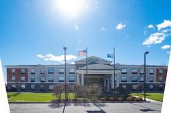 Holiday Inn Express Hotel & Suites Chester-Monroe