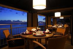 Kaimana Beach Hotel