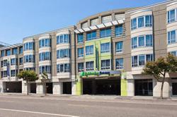 Holiday Inn Express and Suites Fisherman's Wharf