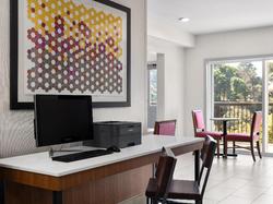 Holiday Inn Express Fort Braggs