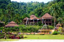 Aiyapura Koh Chang