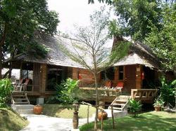 Sunset Park Resort & Spa