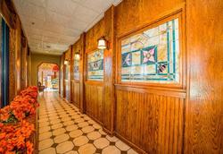 Grand Vista Hotel