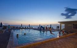 Sailport Resort Waterfront Suites on Tampa Bay