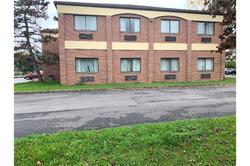 Townhouse Buffalo International Airport