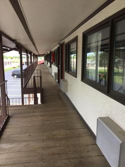 Econo Lodge South Buffalo