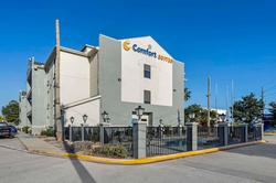 Comfort Suites Willowbrook/Technology Corridor
