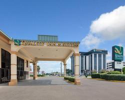Econo Lodge Inn & Suites West - Energy Corridor