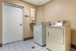 Comfort Suites Airport