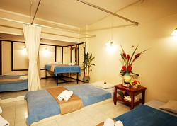 Bangkok Palace Hotel (SHA Extra Plus)