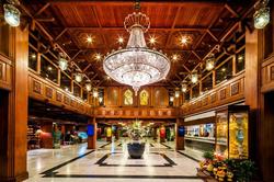 Bangkok Palace Hotel (SHA Extra Plus)