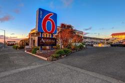 Motel 6 Fort Bragg
