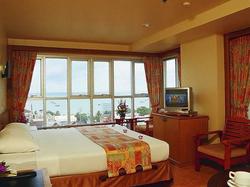 Sunshine Hotel & Residences