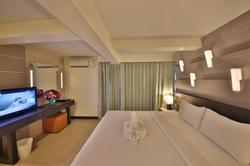 Sunshine Hotel & Residences