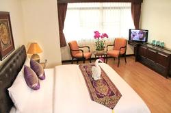 Yellow Ribbon Hills Boutique Suites