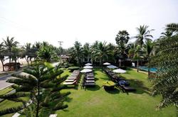 Dolphin Bay Beach Resort