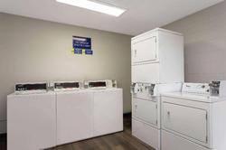 Days Inn by Wyndham Orlando Convention C