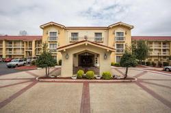 Quality Inn & Suites Charlotte Airport
