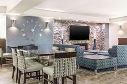 Quality Inn & Suites Charlotte Airport
