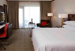 Renaissance Concourse Atlanta Airport Hotel