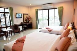 Sripet Hotel