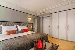 Le Claridge Champs-Elysees Fraser Suites
