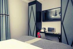 Mercure Paris Zafer Anıtı Wagram oteli