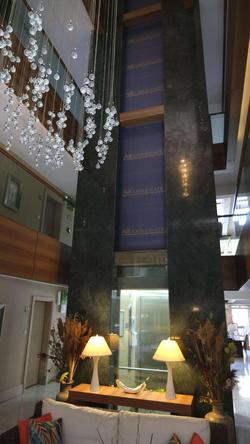 Ambassador Plaza Hotel