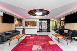 Mays Royal Hotel