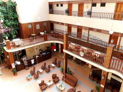 Ozcan Beach Hotel