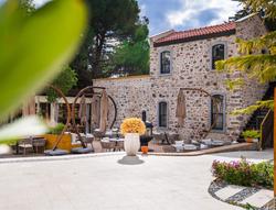 Helis Suites