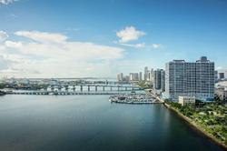 Doubletree by Hilton Grand Biscayne Bay