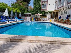 Saadet Hotel