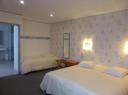 Logis Hostellerie Saint Louis